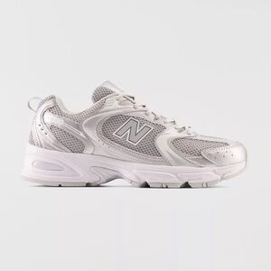 New Balance Women's 530 White and Silver Sneaker (SOLD OUT ONLINE!)